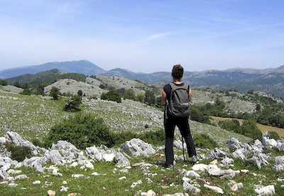 Limestone outcrops, trail to Bassiano