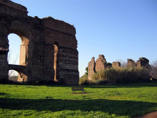 Aqueduct colonnade