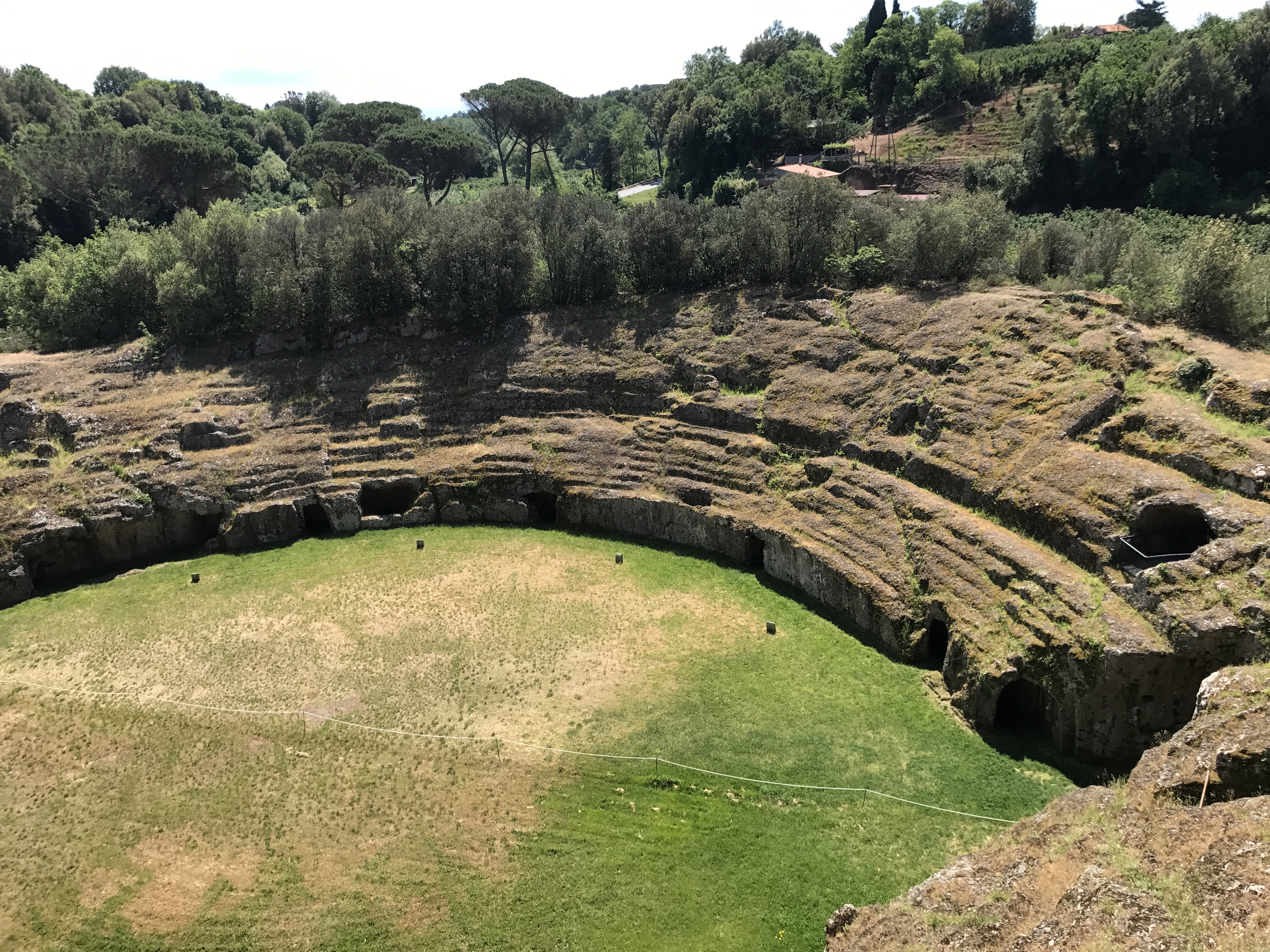 Roman amphitheater, Sutri